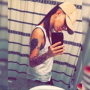 Meet your Posher, Yamilette